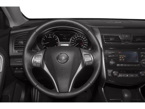 Used 2015 Nissan Altima 3.5 SL FWD image 9