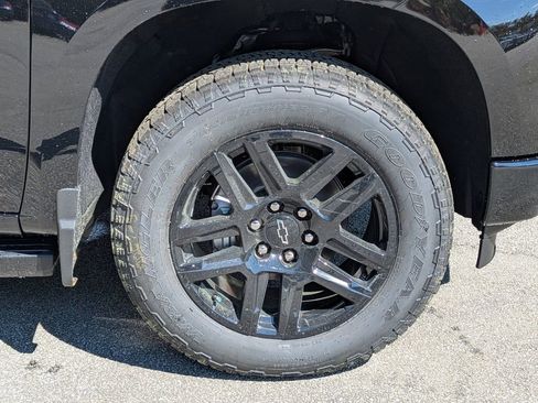 New 2026 Chevrolet Silverado 1500 High Country w/ Midnight Edition AWD/4WD image 13