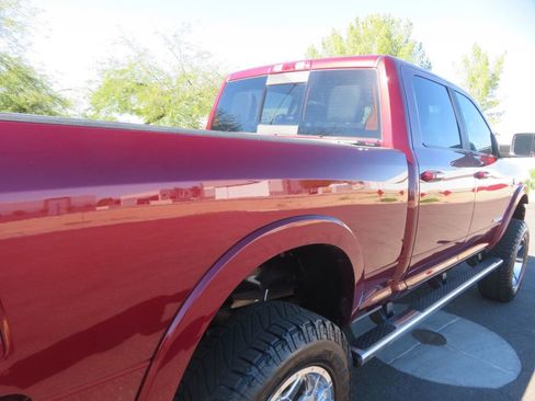 Used 2019 RAM 2500 Laramie AWD/4WD image 10