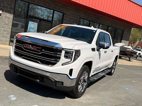 Used 2022 GMC Sierra 1500 SLT w/ SLT Premium Package image 6