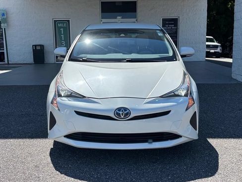 Used 2017 Toyota Prius Four FWD image 22