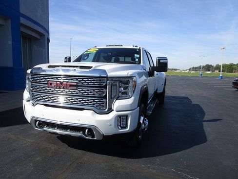 Used 2020 GMC Sierra 3500 Denali w/ Denali Ultimate Package image 9