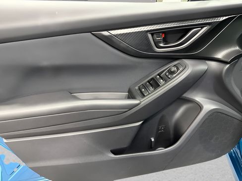 Used 2017 Subaru Impreza 2.0i Premium AWD/4WD image 9