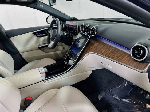 Used 2024 Mercedes-Benz C 300 4MATIC Sedan image 30