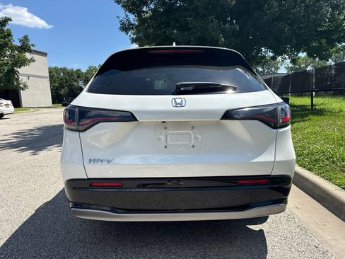 Used 2024 Honda HR-V EX-L image 6