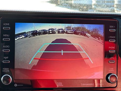 Used 2022 Toyota Highlander XSE image 17