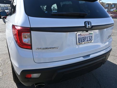 Used 2021 Honda Passport Touring image 15