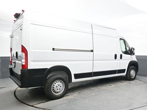 Used 2024 RAM ProMaster 2500 w/ Convenience Group FWD image 7