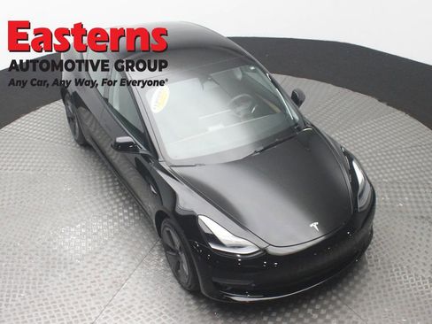 Used 2023 Tesla Model 3 Standard Range RWD image 3