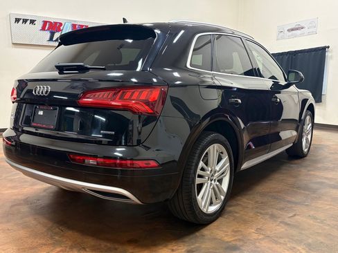 Used 2019 Audi Q5 2.0T Premium Plus AWD/4WD image 10