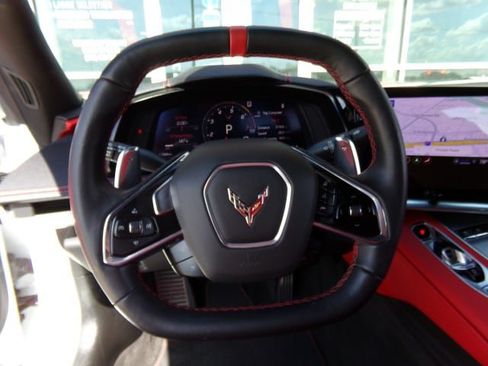 Used 2022 Chevrolet Corvette Stingray Preferred Cpe w/ Z51 Performance Package RWD image 21