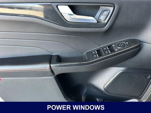 Used 2024 Ford Escape ST-Line w/ Tech Pack #1 FWD image 12