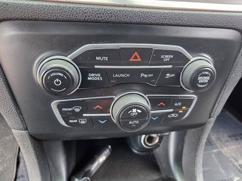 Used 2019 Dodge Charger Scat Pack RWD image 6