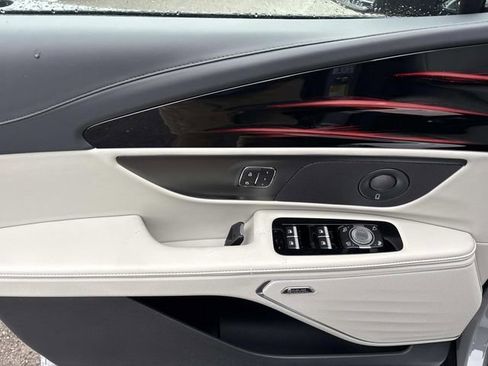 New 2026 Lincoln Nautilus Premier w/ Equipment Group 102A AWD/4WD image 20