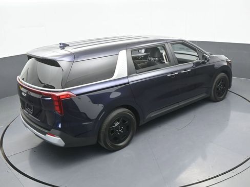 Used 2025 Kia Carnival image 55