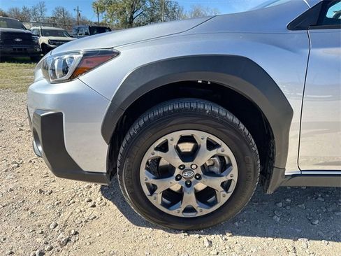 Used 2021 Subaru Crosstrek 2.5i Sport w/ Moonroof Package image 23