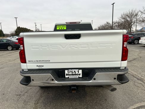 Used 2024 Chevrolet Silverado 2500 LT AWD/4WD image 13