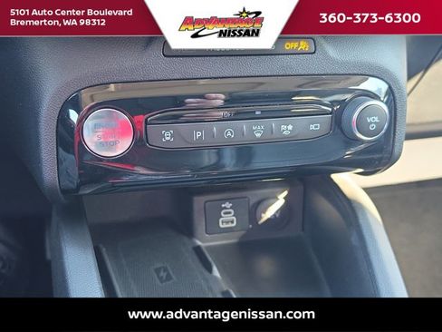 Used 2024 Ford Escape Platinum AWD/4WD image 18