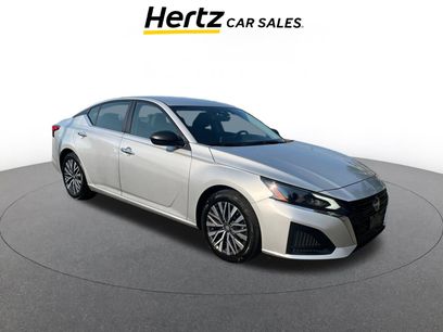 Used 2024 Nissan Altima 2.5 SV