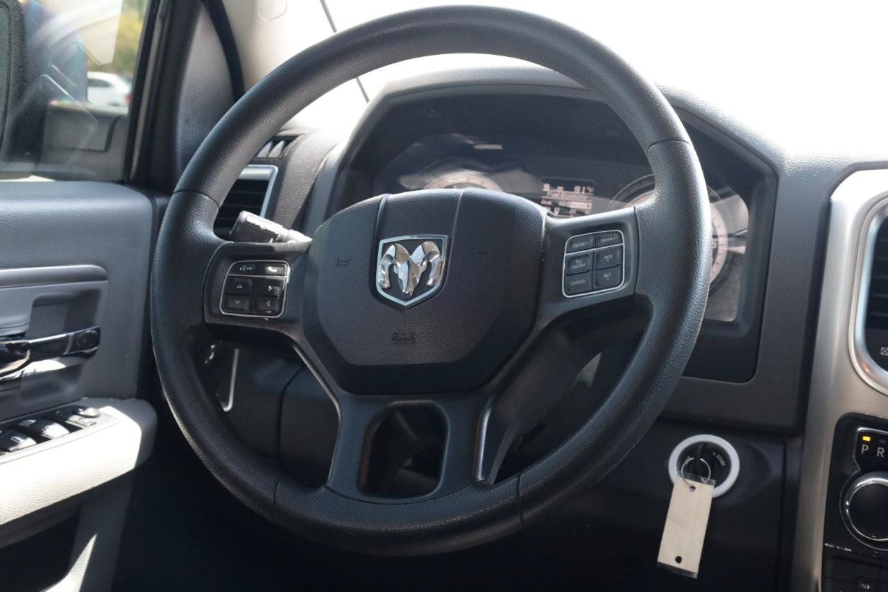 Used 2020 RAM 1500 Classic Warlock AWD/4WD image 7