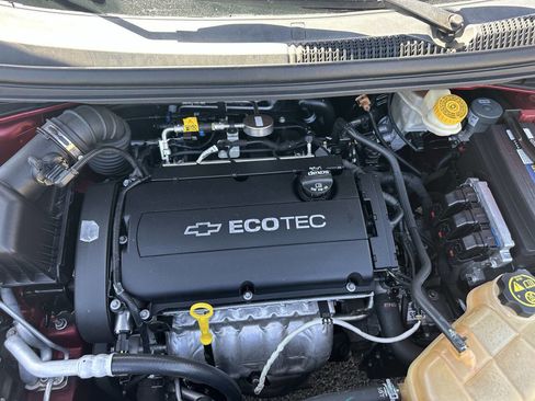 Used 2017 Chevrolet Sonic LT image 13