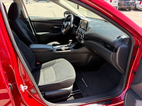 Used 2021 Nissan Sentra SV FWD image 7