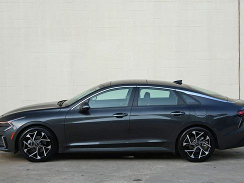Used 2025 Kia K5 EX FWD image 49