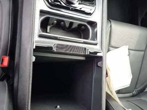 New 2026 Jeep Grand Wagoneer L Limited image 21