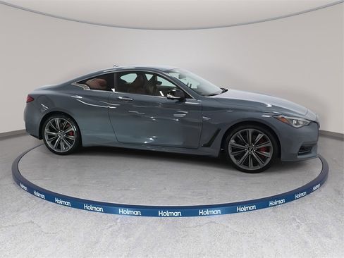 Certified 2022 INFINITI Q60 Red Sport 400 w/ Cargo Package image 4