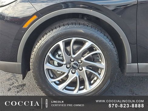 Certified 2022 Lincoln Corsair AWD w/ Equipment Group 101A image 8