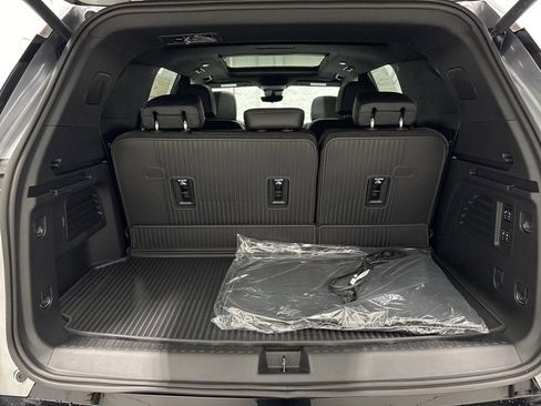 New 2026 Chevrolet Traverse High Country image 33
