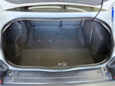 Used 2016 Dodge Challenger R/T Scat Pack RWD image 19