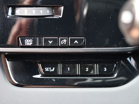 Used 2025 Lexus RX 350 Premium w/ Accessory Package (Z1) FWD image 14