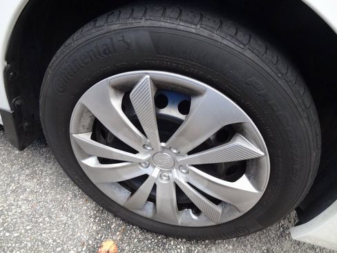 Used 2020 Subaru Impreza 2.0i image 14