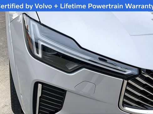 Certified 2025 Volvo XC90 B5 Plus image 40