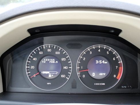 Used 2008 Volvo V70 image 19