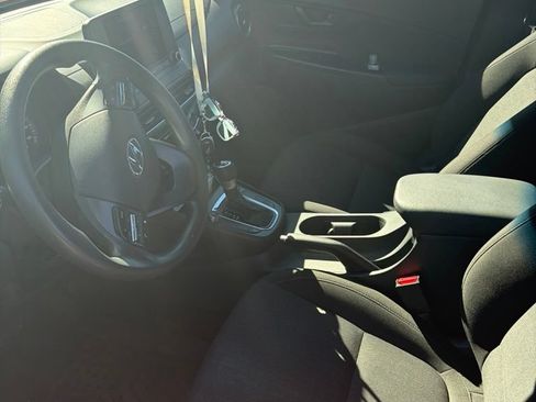 Used 2022 Hyundai Kona SEL AWD/4WD image 9