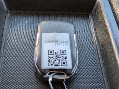 Used 2022 Chevrolet Silverado 1500 LT image 31