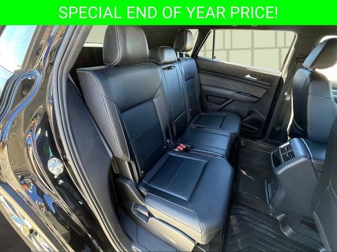 Used 2021 Volkswagen Atlas Cross Sport SE image 25