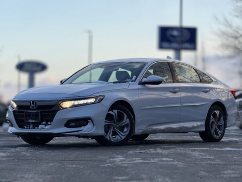 Used 2019 Honda Accord EX image 1