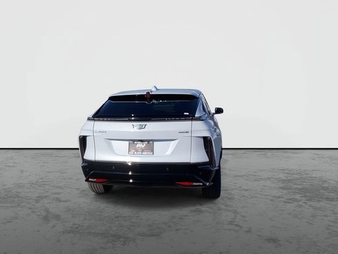 New 2026 Cadillac Lyriq Sport image 7