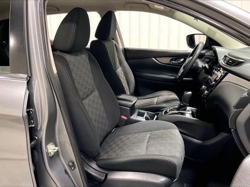 Used 2018 Nissan Rogue Sport SV image 7