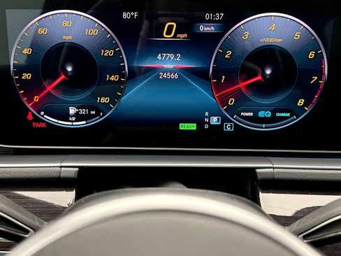 Used 2022 Mercedes-Benz GLS 450 4MATIC image 9
