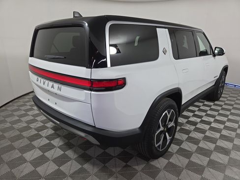 Used 2024 Rivian R1S Adventure AWD/4WD image 5