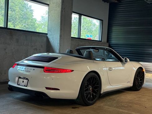 Used 2015 Porsche 911 Cabriolet image 9