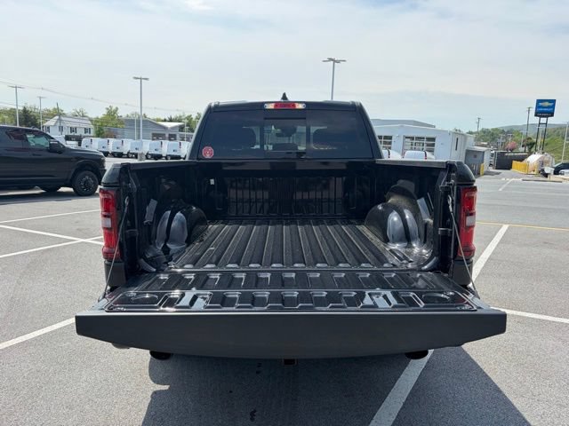 New 2026 RAM 1500 Express AWD/4WD image 7