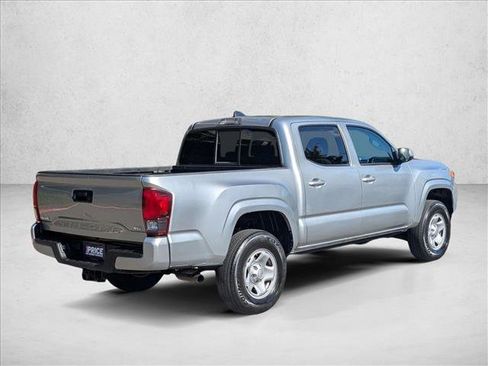 Used 2022 Toyota Tacoma SR image 5