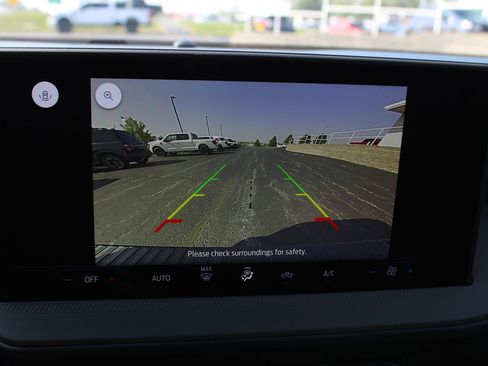 New 2025 Ford Maverick XL image 33