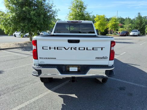 Certified 2021 Chevrolet Silverado 3500 High Country w/ Z71 Off-Road Package AWD/4WD image 6