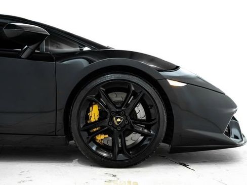 Used 2014 Lamborghini Gallardo LP 560-4 image 16